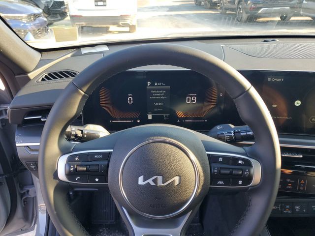 2026 Kia K5 - Photo 13