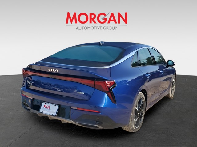 2026 Kia K5 - Photo 3