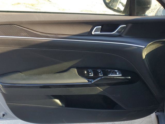 2026 Kia K5 - Photo 5