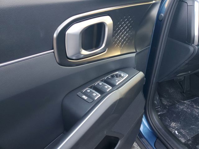 2026 Kia Sorento Hybrid - Photo 6