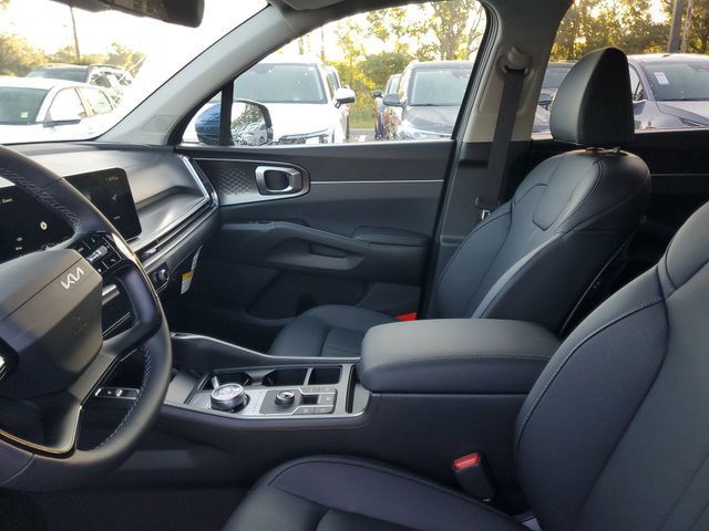 2026 Kia Sorento Hybrid - Photo 8