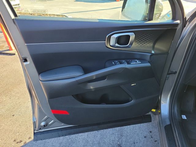 2026 Kia Sorento Hybrid - Photo 5