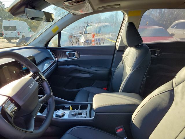 2026 Kia Sorento Hybrid - Photo 8