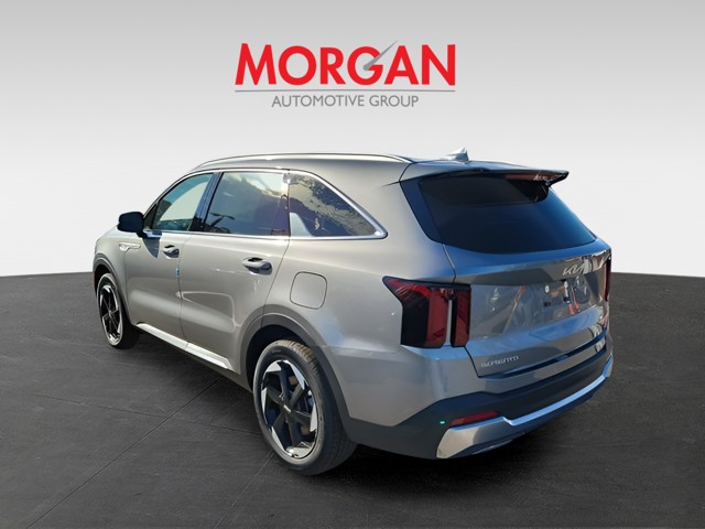 2026 Kia Sorento Hybrid - Photo 4