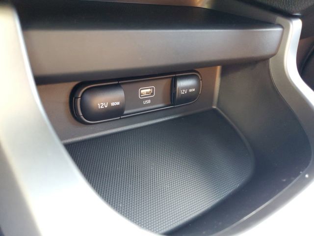 2025 Kia Seltos - Photo 18