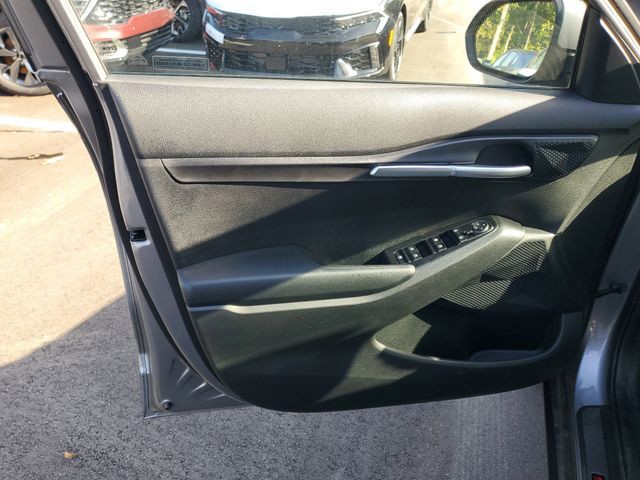 2025 Kia Seltos - Photo 5