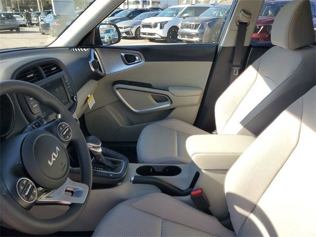 2025 Kia Soul - Photo 8
