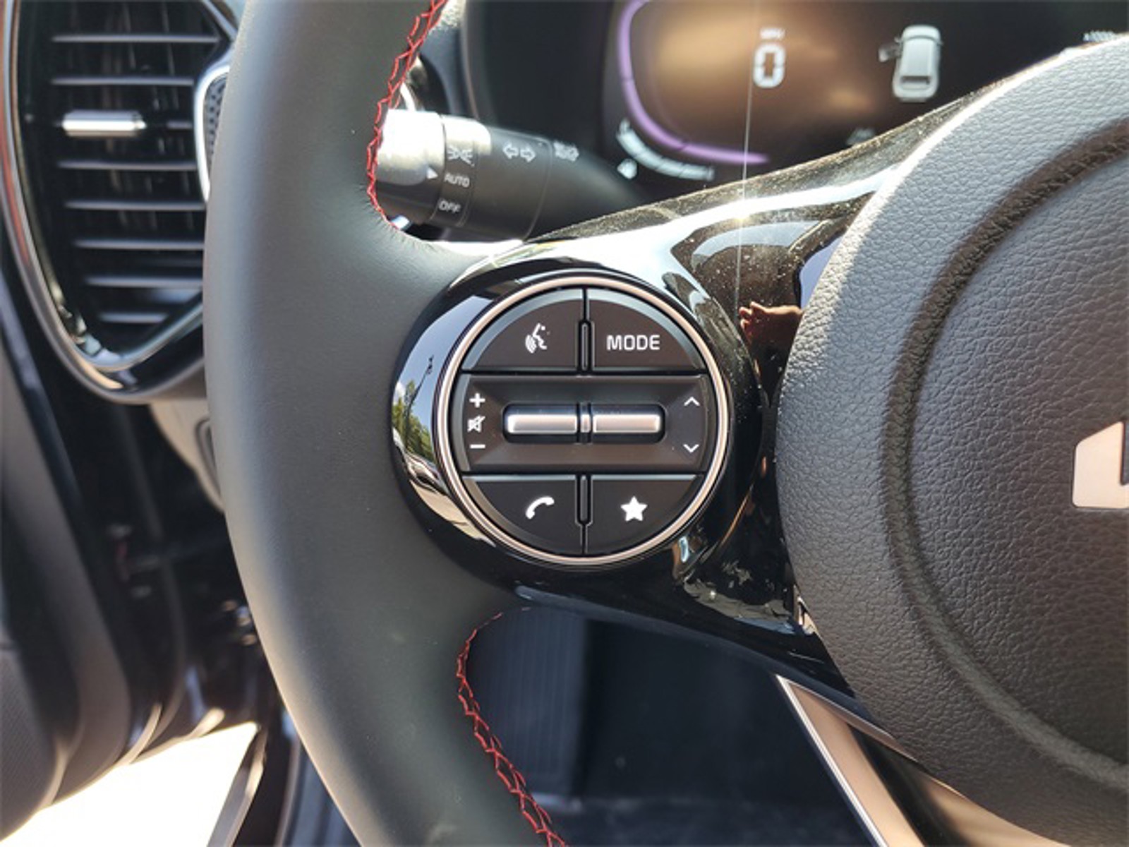 2025 Kia Soul - Photo 11