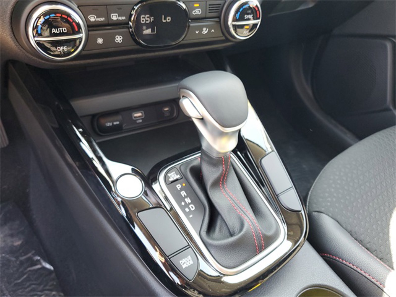2025 Kia Soul - Photo 19