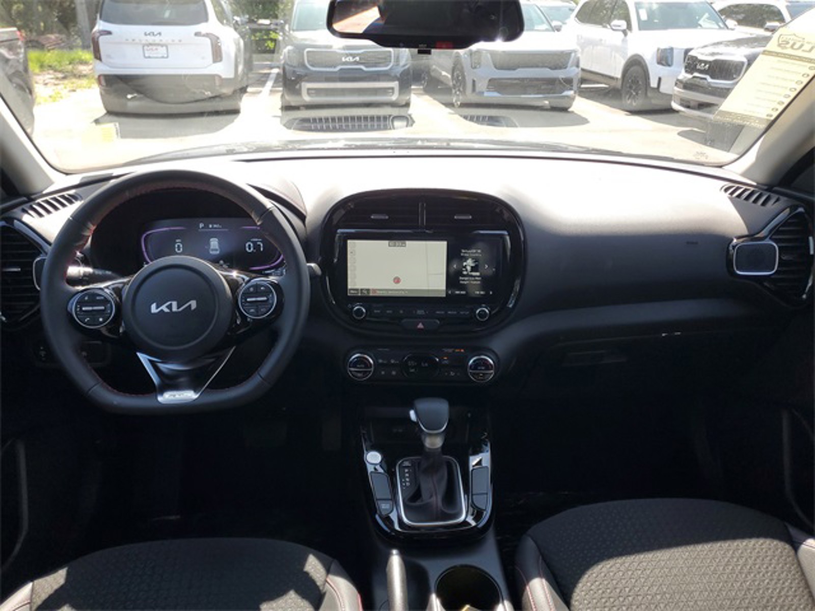 2025 Kia Soul - Photo 23
