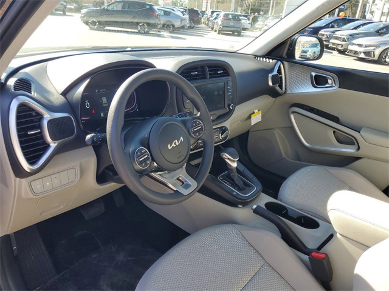 2025 Kia Soul - Photo 7