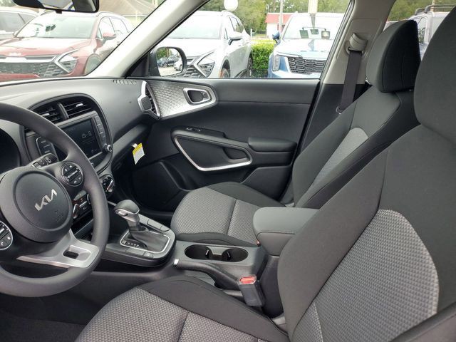 2025 Kia Soul - Photo 8