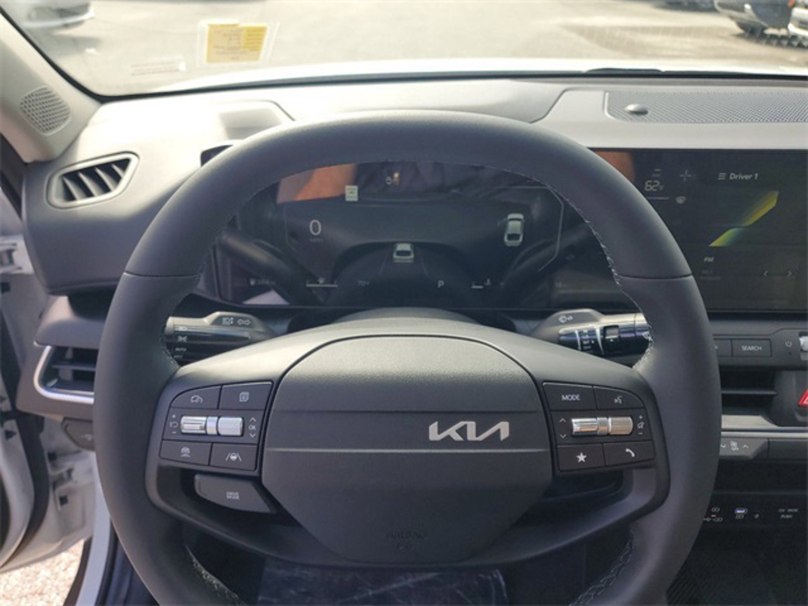 2025 Kia K4 - Photo 13
