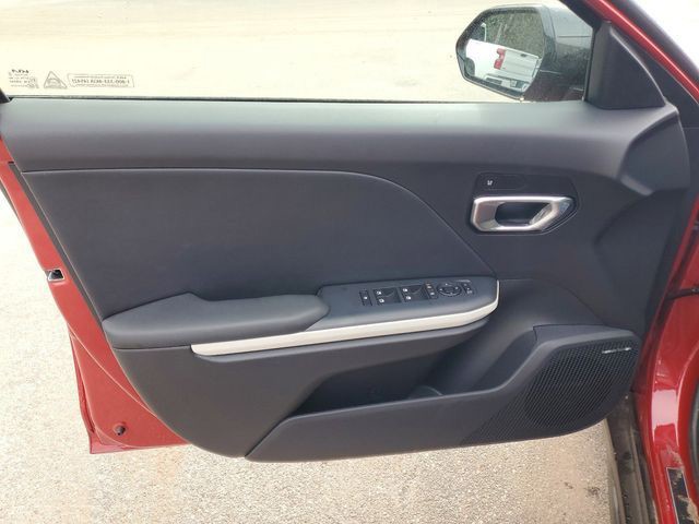 2025 Kia K4 - Photo 5