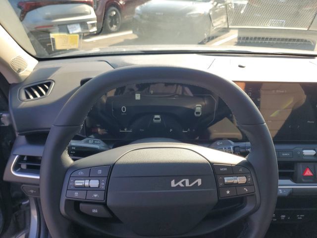 2025 Kia K4 - Photo 13