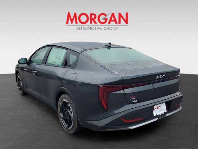 2025 Kia K4 - Photo 4