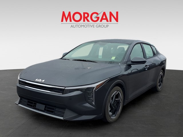2025 Kia K4 - Photo 2