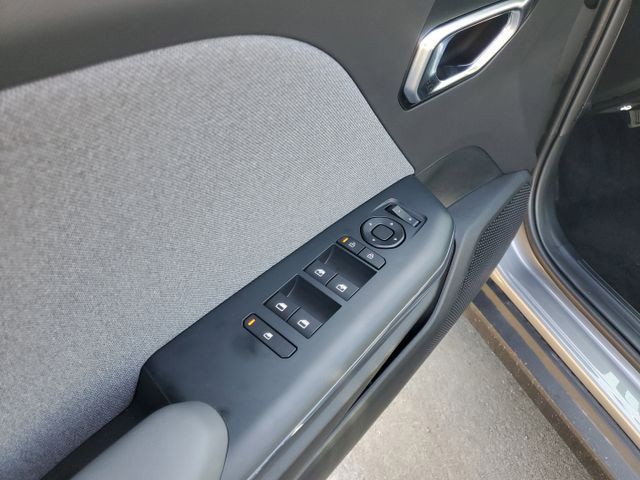 2025 Kia K4 - Photo 6