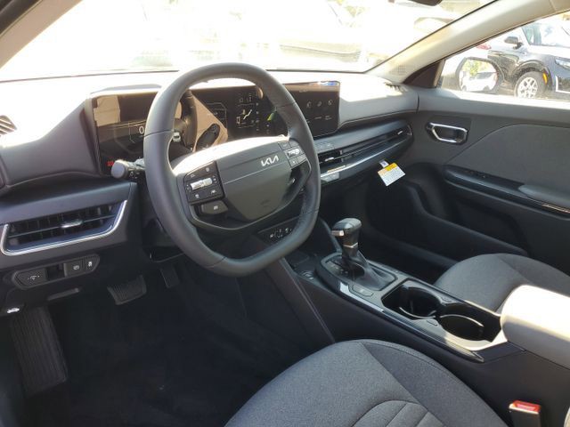 2025 Kia K4 - Photo 7