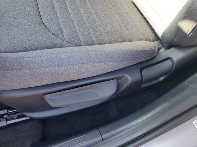 2025 Kia K4 - Photo 9
