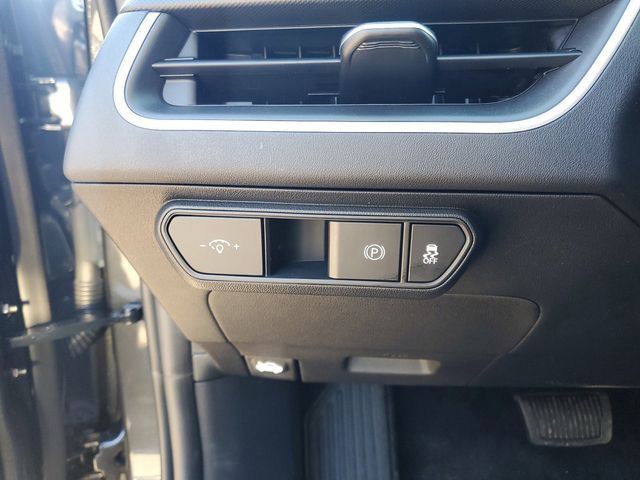 2025 Kia K4 - Photo 10
