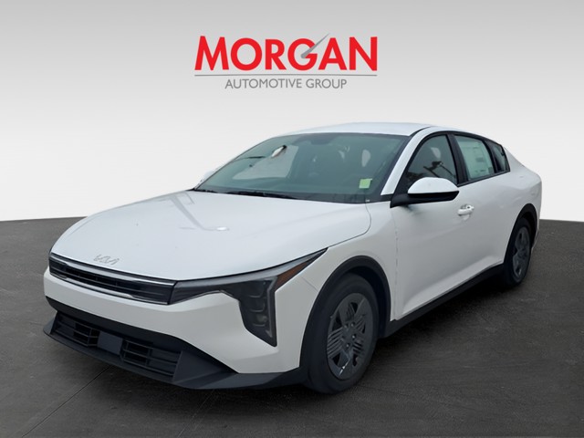2025 Kia K4 - Photo 2