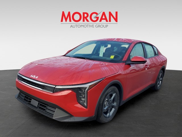 2025 Kia K4 - Photo 2