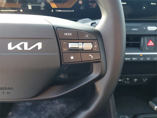 2025 Kia K4 - Photo 11