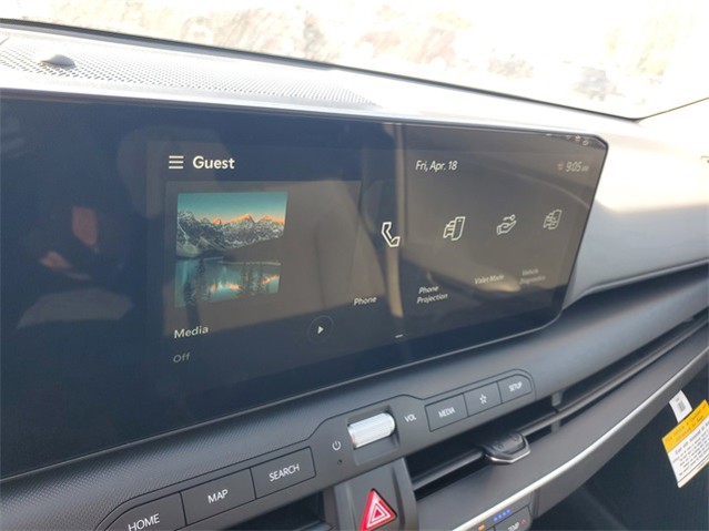 2025 Kia K4 - Photo 14