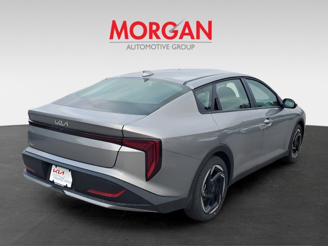 2025 Kia K4 - Photo 3