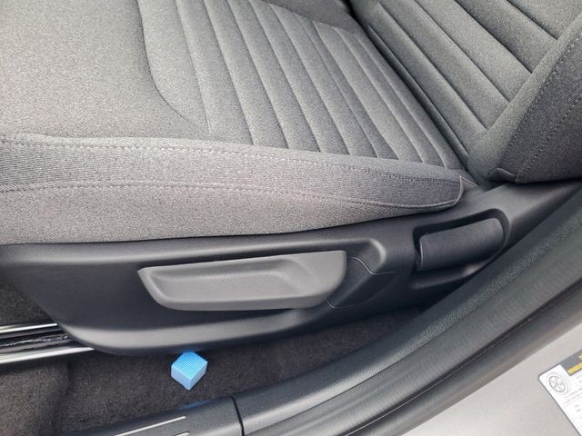 2025 Kia K4 - Photo 9
