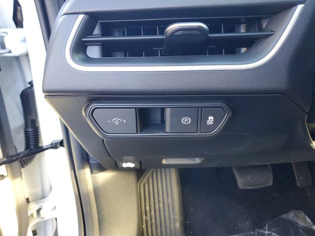 2025 Kia K4 - Photo 10