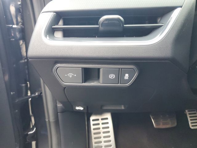 2025 Kia K4 - Photo 10