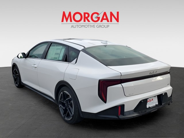 2025 Kia K4 - Photo 4