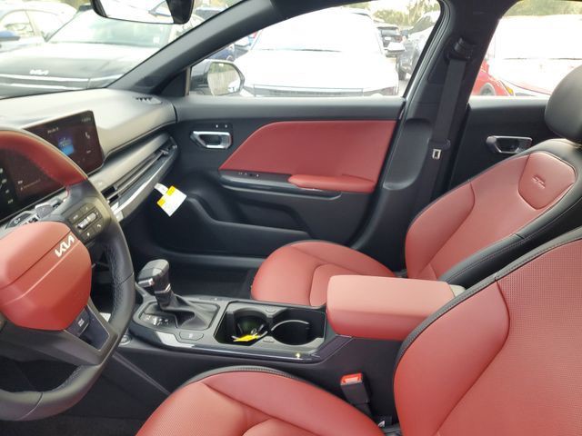2025 Kia K4 - Photo 8