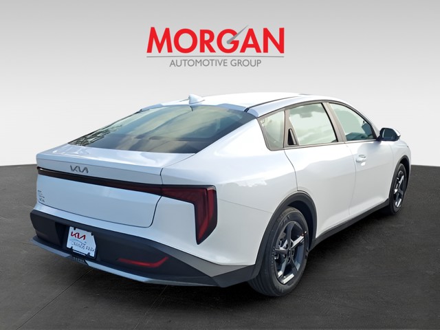 2025 Kia K4 - Photo 3