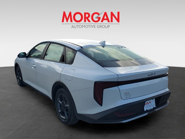 2025 Kia K4 - Photo 4