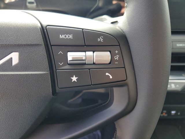2025 Kia K4 - Photo 12
