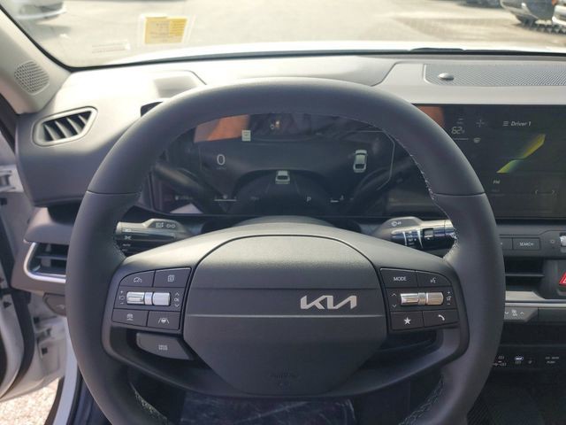 2025 Kia K4 - Photo 13