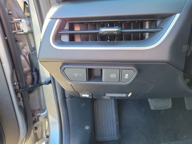 2026 Kia K4 - Photo 10