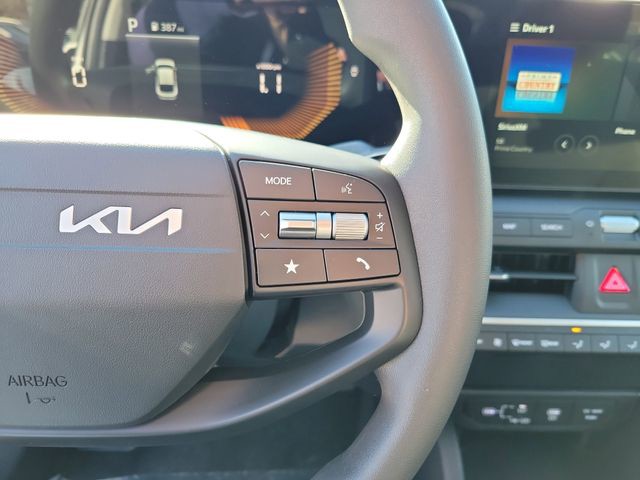2026 Kia K4 - Photo 12
