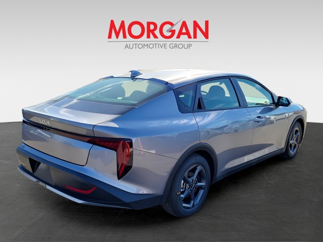 2026 Kia K4 - Photo 3