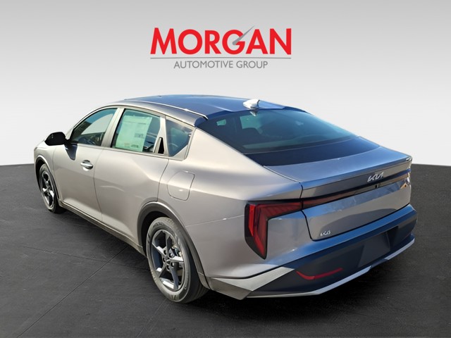2026 Kia K4 - Photo 4