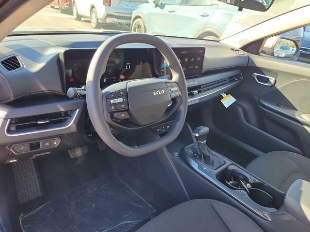 2026 Kia K4 - Photo 7
