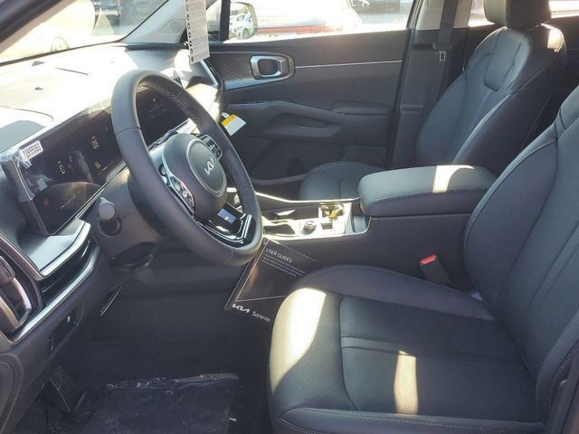2025 Kia Sorento - Photo 8