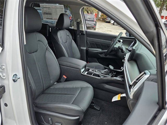 2025 Kia Sorento - Photo 14