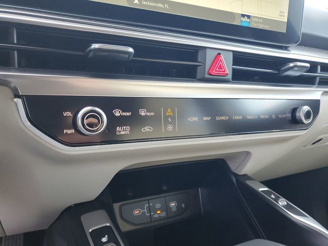 2025 Kia Sorento - Photo 18
