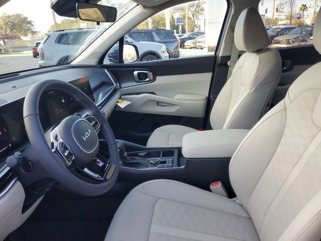 2025 Kia Sorento - Photo 8