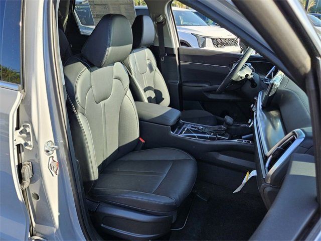 2025 Kia Sorento - Photo 10