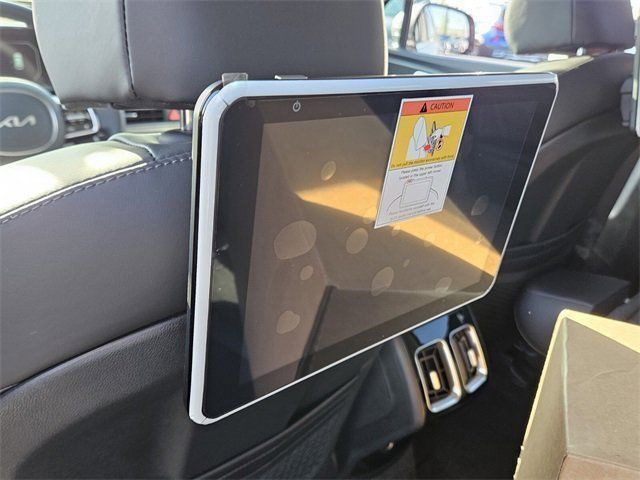 2025 Kia Sorento - Photo 9